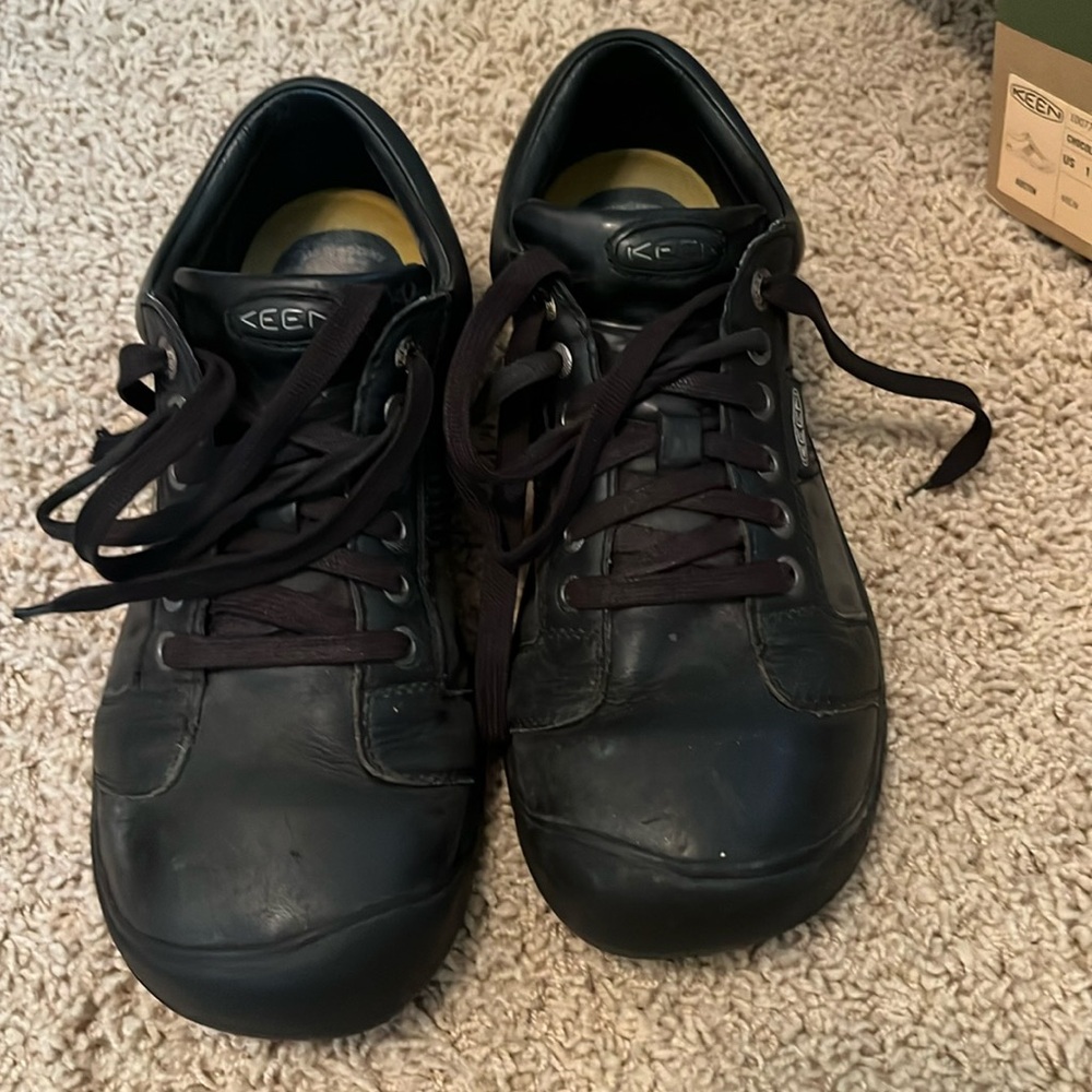 Men’s Keen Austin shoe size 11 black